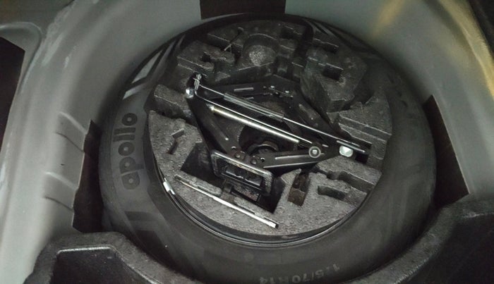 2016 Volkswagen Vento HIGHLINE 1.5 AT, Diesel, Automatic, 1,48,434 km, Spare Tyre