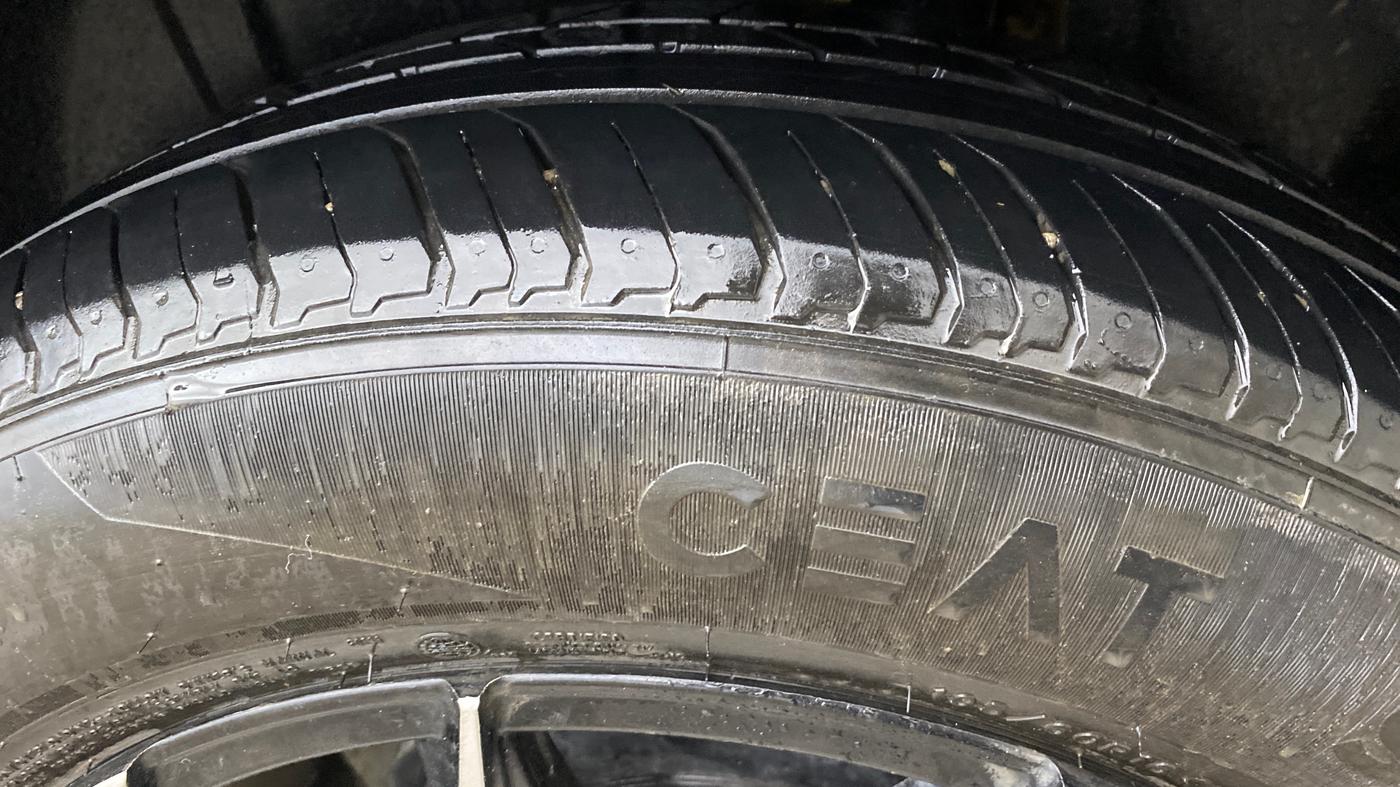 2022 Maruti XL6 ZETA MT, Petrol, Manual, 45,498 km, Left Rear Tyre Tread