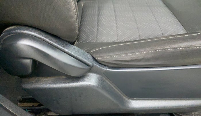 2018 Ford Ecosport AMBIENTE 1.5L DIESEL, Diesel, Manual, 37,750 km, Driver Side Adjustment Panel