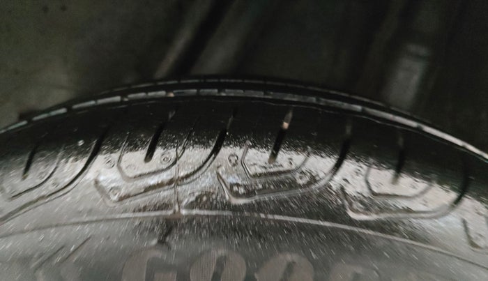 2015 Honda Jazz 1.2L I-VTEC V, Petrol, Manual, 93,604 km, Left Rear Tyre Tread