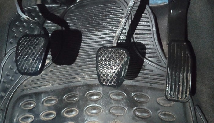 2015 Honda Jazz 1.2L I-VTEC V, Petrol, Manual, 93,604 km, Pedals