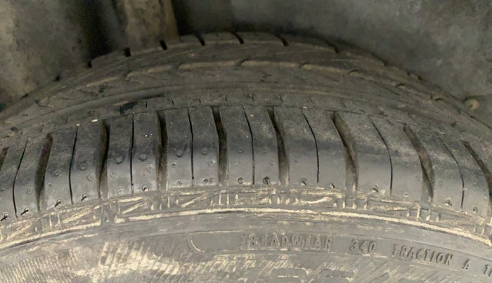 2013 Volkswagen Polo COMFORTLINE 1.2L PETROL, Petrol, Manual, Right Rear Tyre Tread