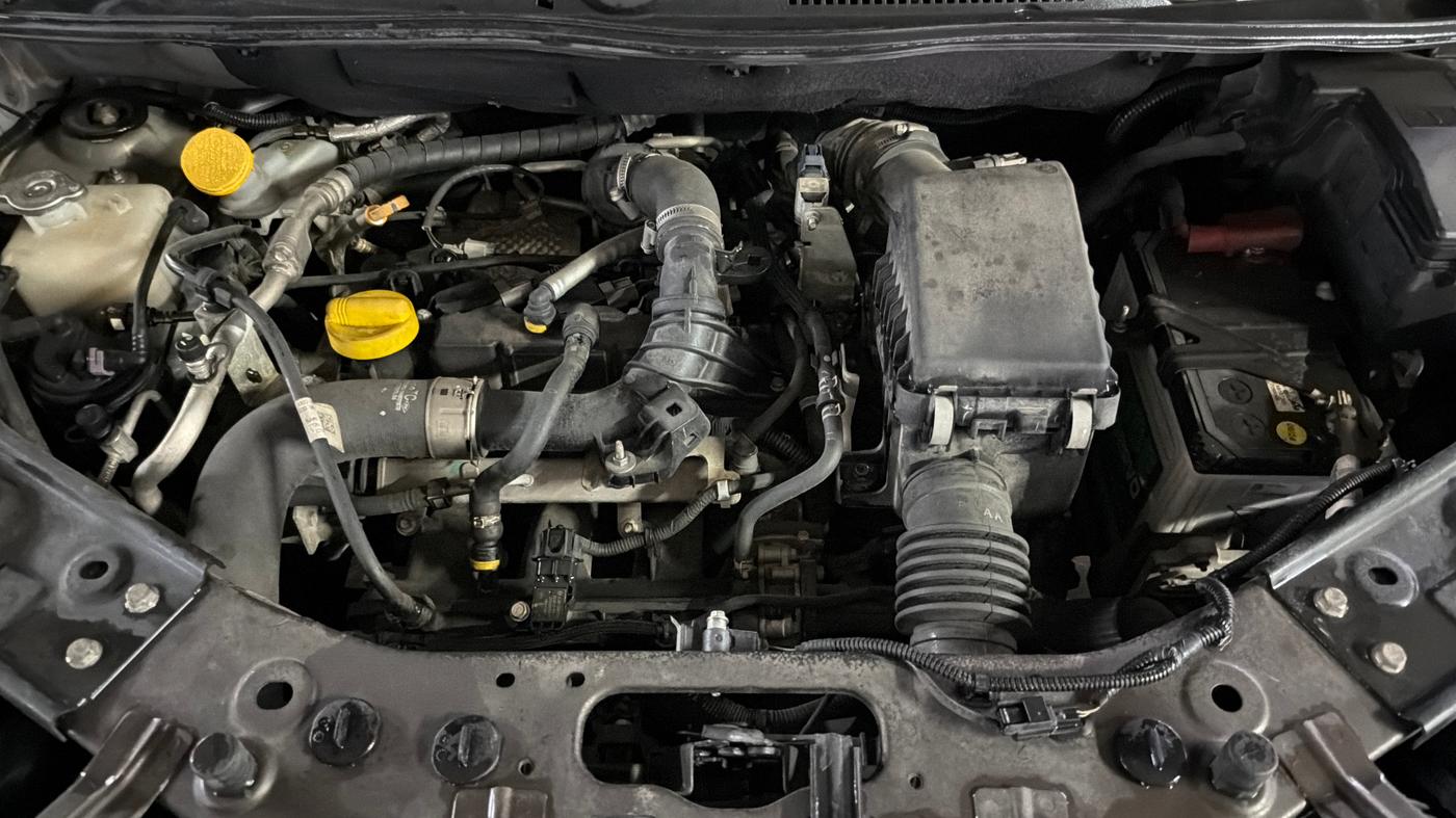 2022 Nissan MAGNITE XV PREMIUM TURBO CVT, Petrol, Automatic, 62,085 km, Engine View