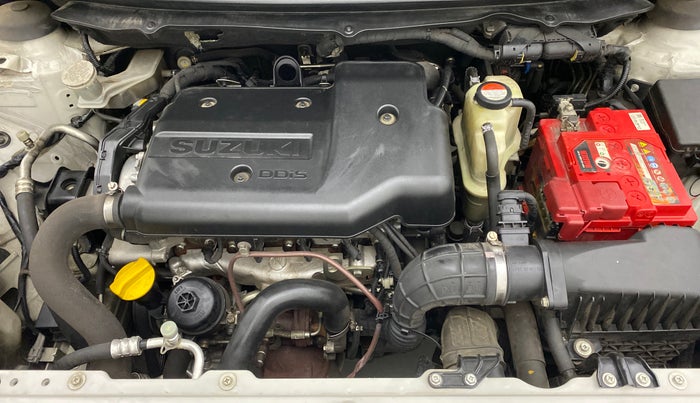 2016 Maruti Baleno DELTA DIESEL 1.3, Diesel, Manual, 70,367 km, Open Bonet