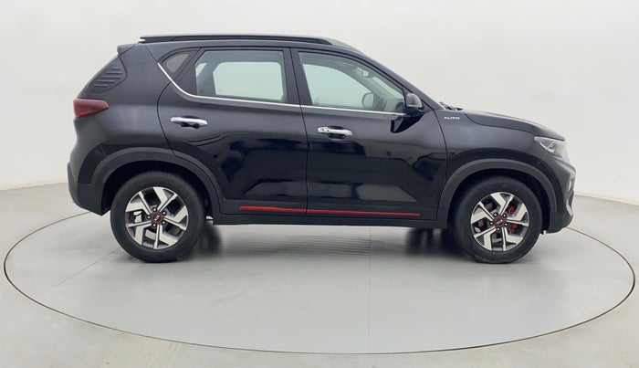 2020 KIA SONET GTX PLUS 1.5 AT, Diesel, Automatic, 38,492 km, Right Side View