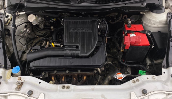 2017 Maruti Swift VXI D, Petrol, Manual, 58,050 km, Open Bonet