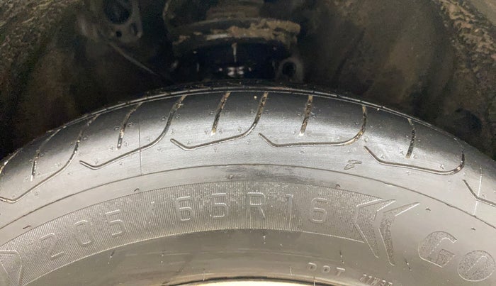 2019 Hyundai Creta SX 1.6 PETROL, Petrol, Manual, 76,662 km, Right Front Tyre Tread