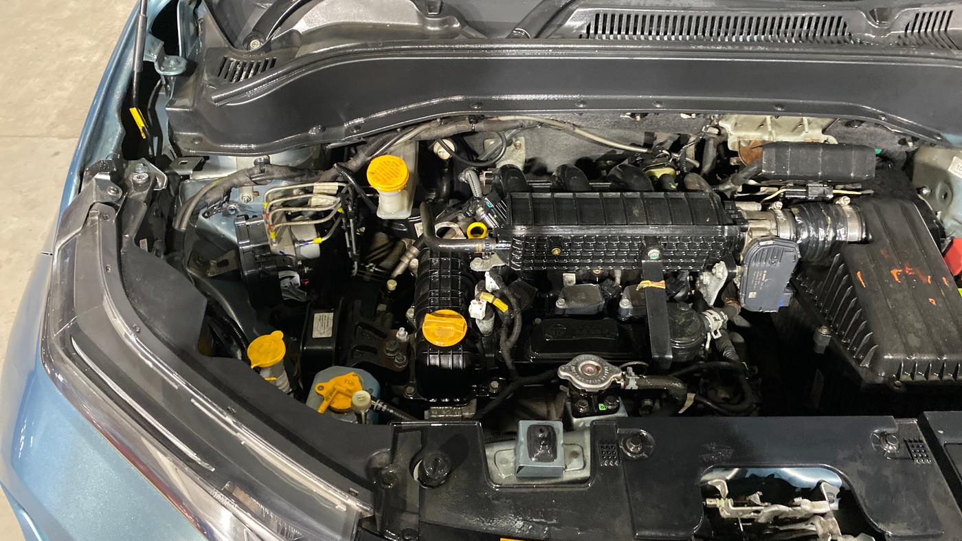 2023 Tata PUNCH CREATIVE  AMT, Petrol, Automatic, 45,170 km, Engine View - Right
