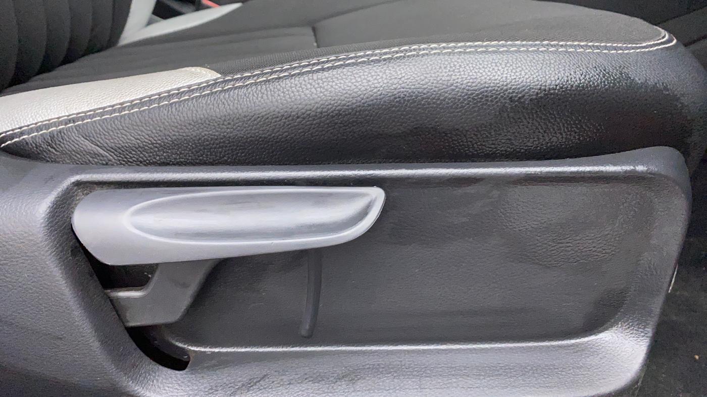 2019 Volkswagen Polo Trendline 1.0 L Petrol, Petrol, Manual, 60,505 km, Driver Side Adjustment Panel