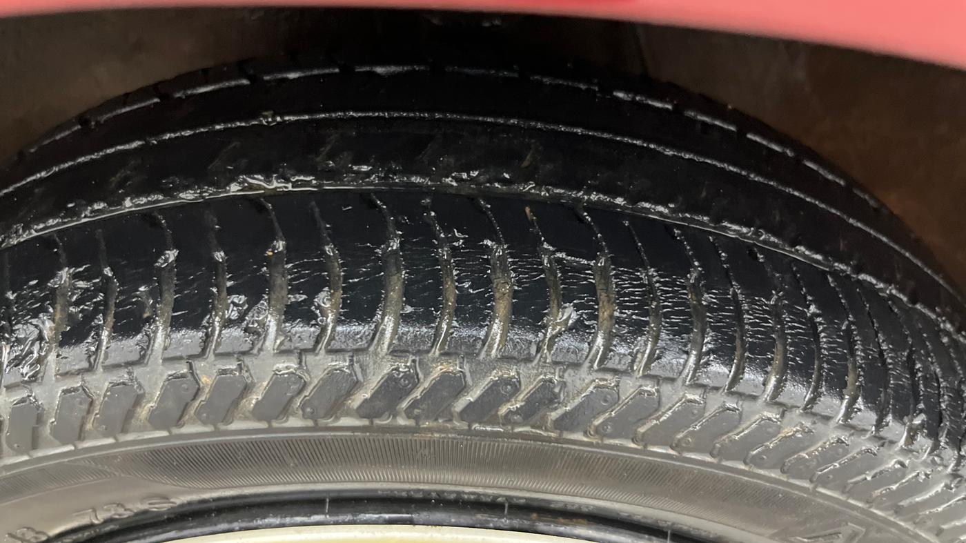 2015 Maruti Alto K10 VXI, Petrol, Manual, 72,317 km, Left Front Tyre Tread
