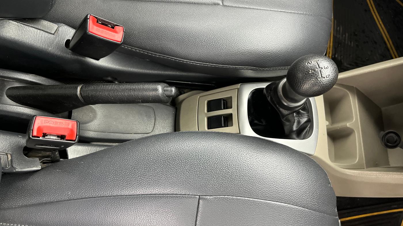 2015 Maruti Alto K10 VXI, Petrol, Manual, 72,317 km, Gear Lever
