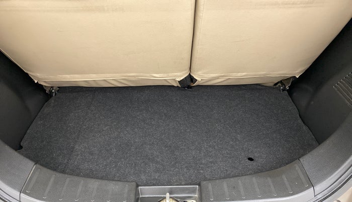 2017 Maruti Wagon R 1.0 VXI, Petrol, Manual, 52,948 km, Boot Inside
