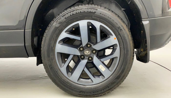 2022 Tata Harrier XZA PLUS 2.0L DARK EDITION, Diesel, Automatic, 24,142 km, Left Rear Wheel