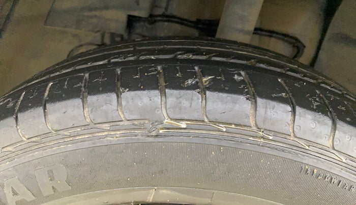 2020 Tata NEXON XZ PETROL, Petrol, Manual, 32,738 km, Left Front Tyre Tread