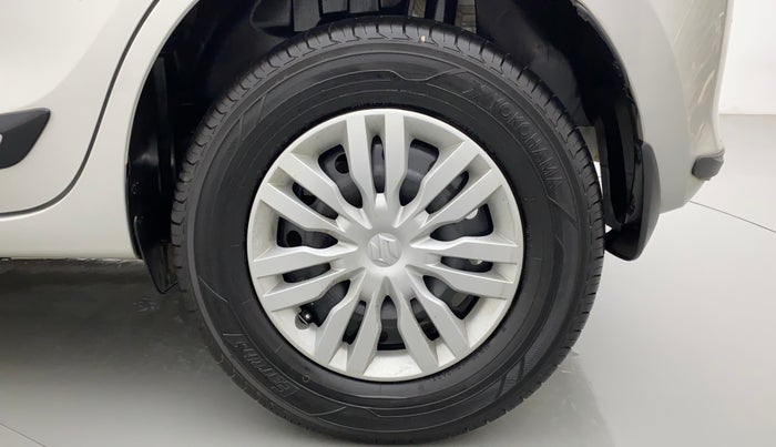 2022 Maruti Swift VXI, Petrol, Manual, 9,535 km, Left Rear Wheel