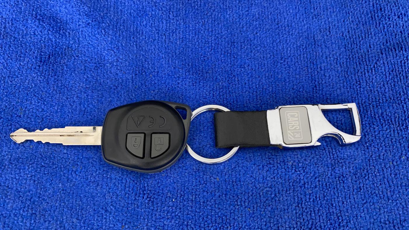 2022 Maruti Swift VXI, Petrol, Manual, 9,535 km, Key Close Up