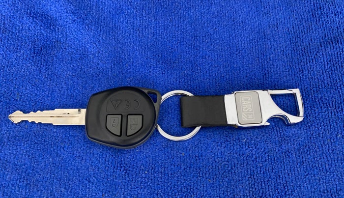 2022 Maruti Swift VXI, Petrol, Manual, 9,535 km, Key Close Up