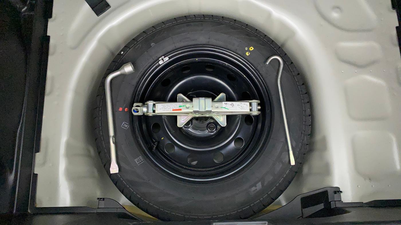 2022 Maruti Swift VXI, Petrol, Manual, 9,535 km, Spare Tyre