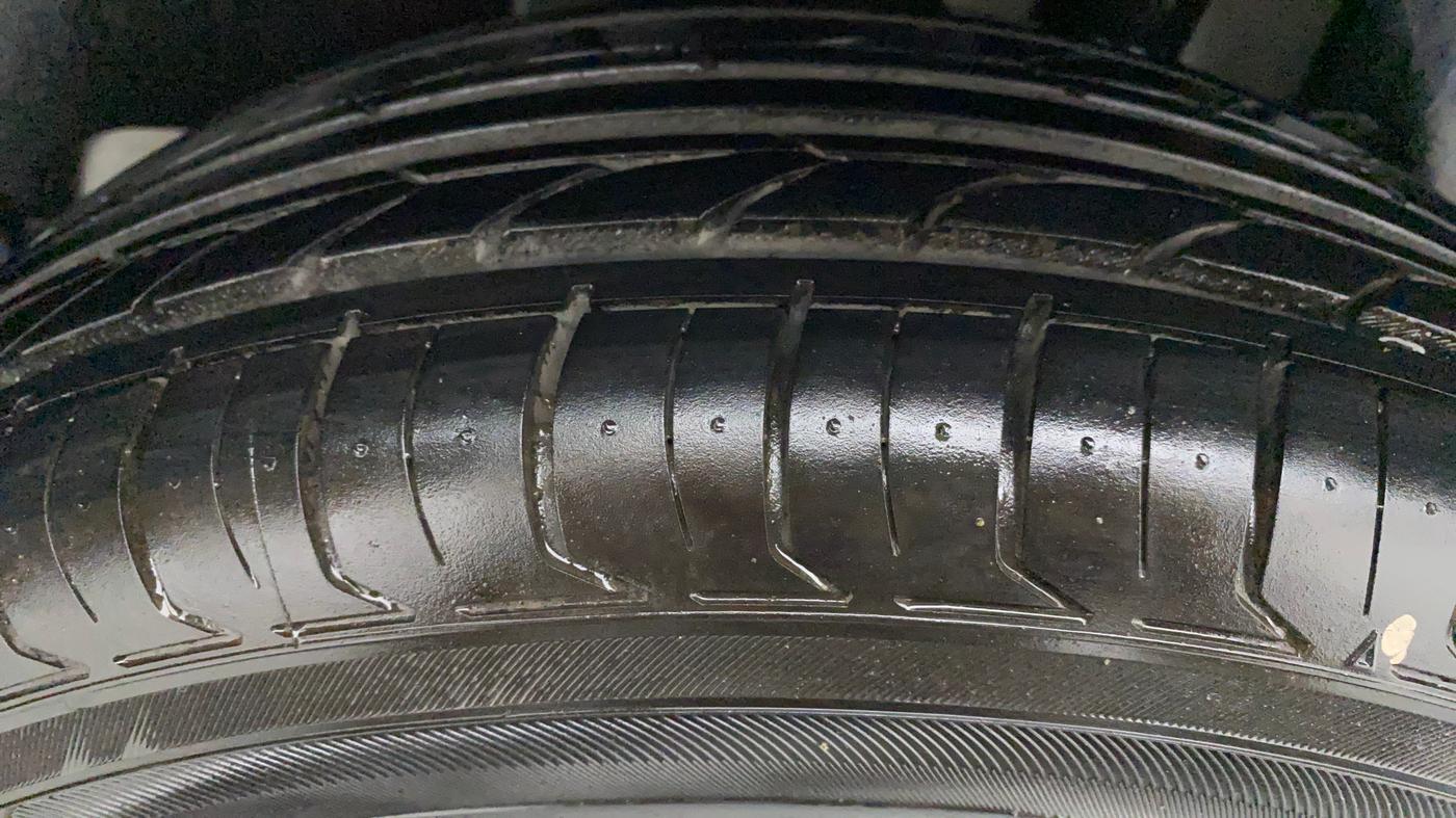 2022 Maruti Swift VXI, Petrol, Manual, 9,535 km, Left Rear Tyre Tread