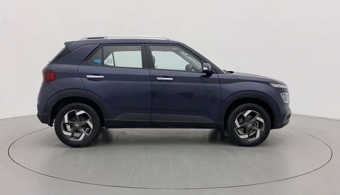 2019 Hyundai VENUE SX(O) CRDi, Diesel, Manual, 55,828 km, Right Side View