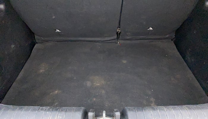 2019 Hyundai VENUE SX(O) CRDi, Diesel, Manual, 55,828 km, Boot Inside