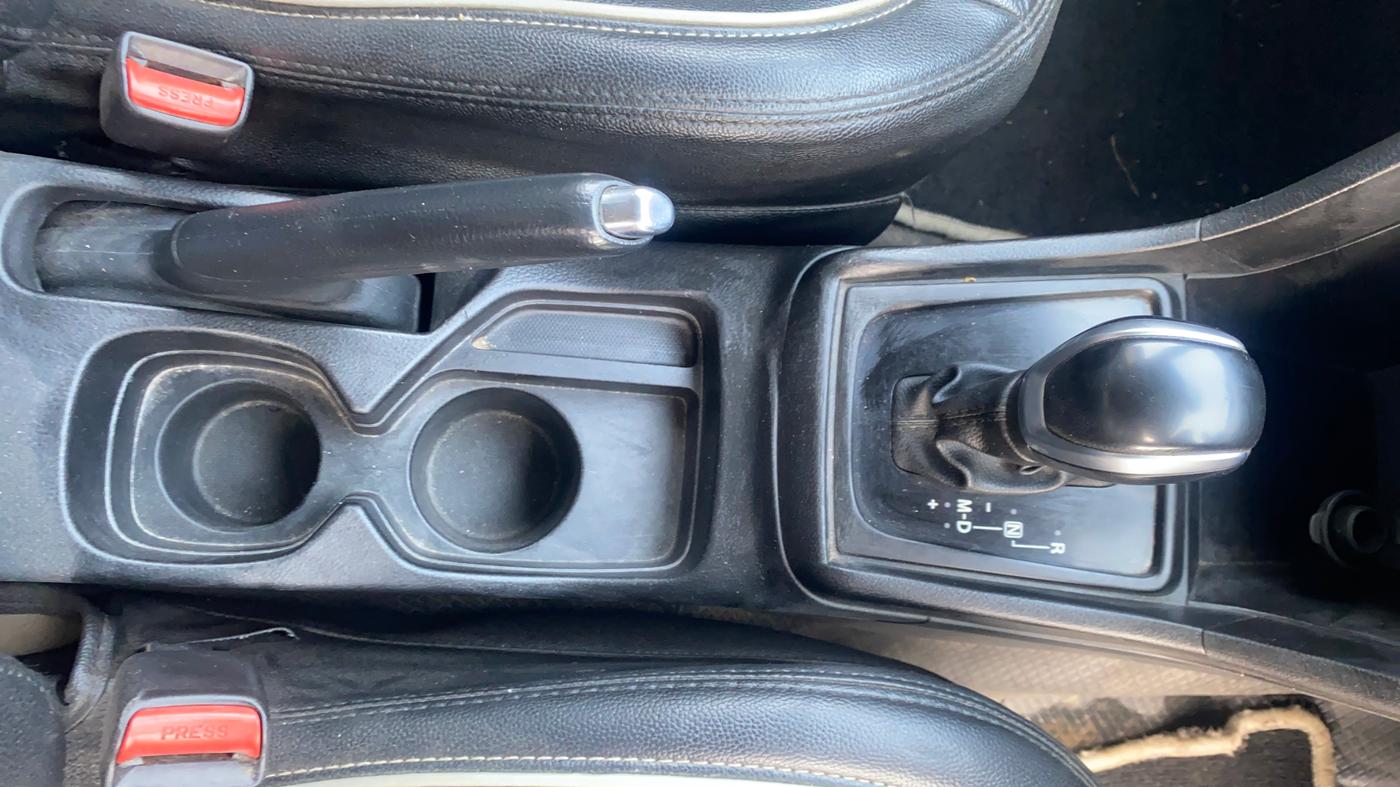 2019 Maruti Vitara Brezza ZDI PLUS AMT, Diesel, Automatic, 82,711 km, Gear Lever