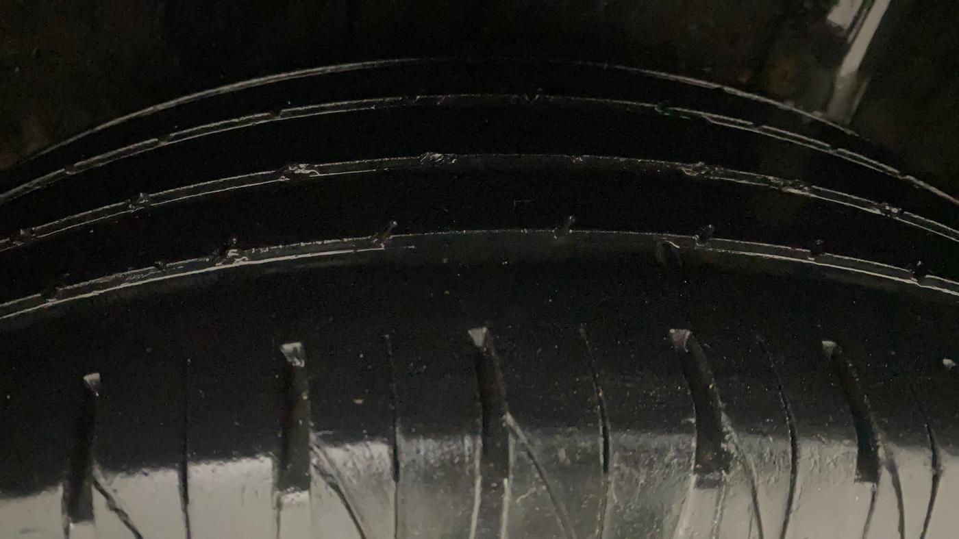 2019 Maruti Vitara Brezza ZDI PLUS AMT, Diesel, Automatic, 82,711 km, Left Rear Tyre Tread