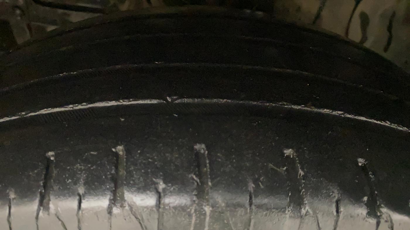 2019 Maruti Vitara Brezza ZDI PLUS AMT, Diesel, Automatic, 82,711 km, Left Front Tyre Tread