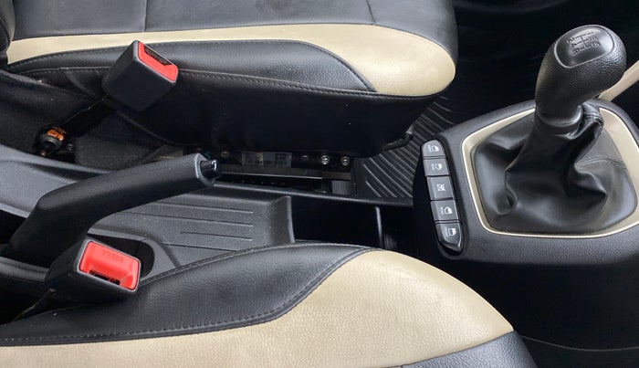 2019 Hyundai NEW SANTRO 1.1 MAGNA MT, Petrol, Manual, 48,163 km, Gear Lever