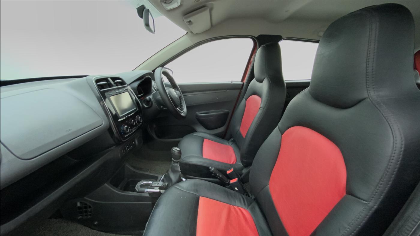 2017 Renault Kwid RXT, Petrol, Manual, 32,531 km, Right Side Front Door Cabin