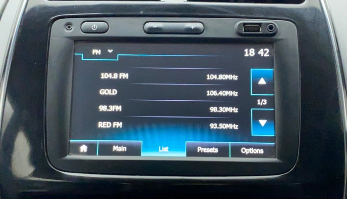2017 Renault Kwid RXT, Petrol, Manual, 32,531 km, Infotainment System