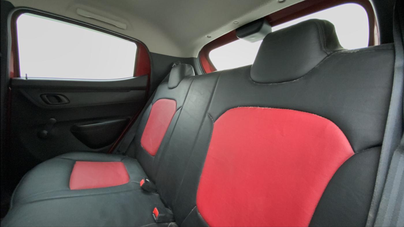 2017 Renault Kwid RXT, Petrol, Manual, 32,531 km, Right Side Rear Door Cabin