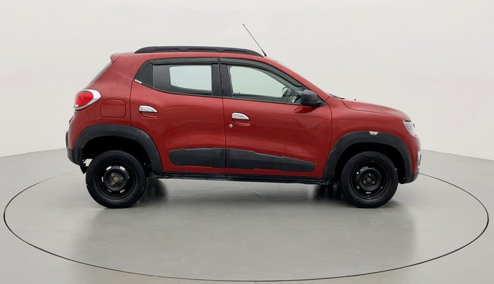 2017 Renault Kwid RXT, Petrol, Manual, 32,531 km, Right Side View