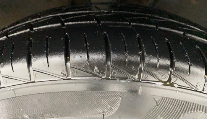 2019 Maruti Alto LXI, Petrol, Manual, 18,278 km, Right Front Tyre Tread