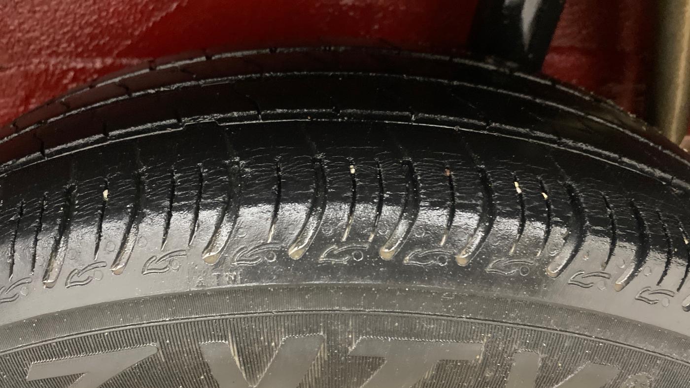 2021 Maruti S PRESSO VXI PLUS AMT, Petrol, Automatic, 35,911 km, Left Rear Tyre Tread