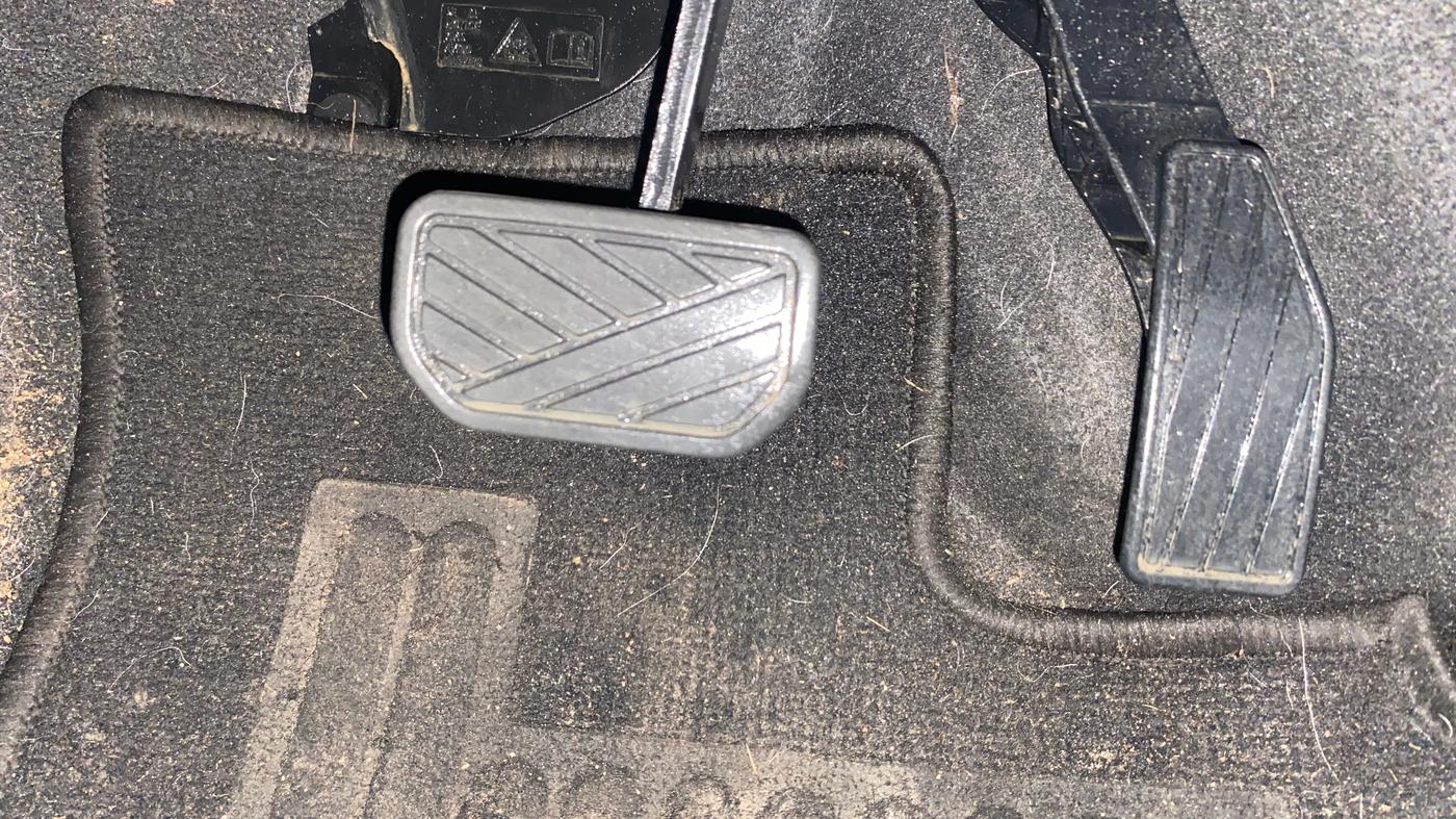 2021 Maruti S PRESSO VXI PLUS AMT, Petrol, Automatic, 35,911 km, Pedals