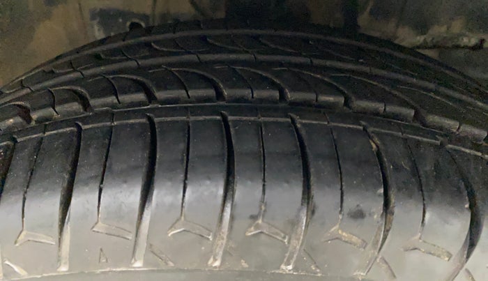 2017 Honda Jazz 1.2L I-VTEC V, Petrol, Manual, 35,228 km, Right Front Tyre Tread