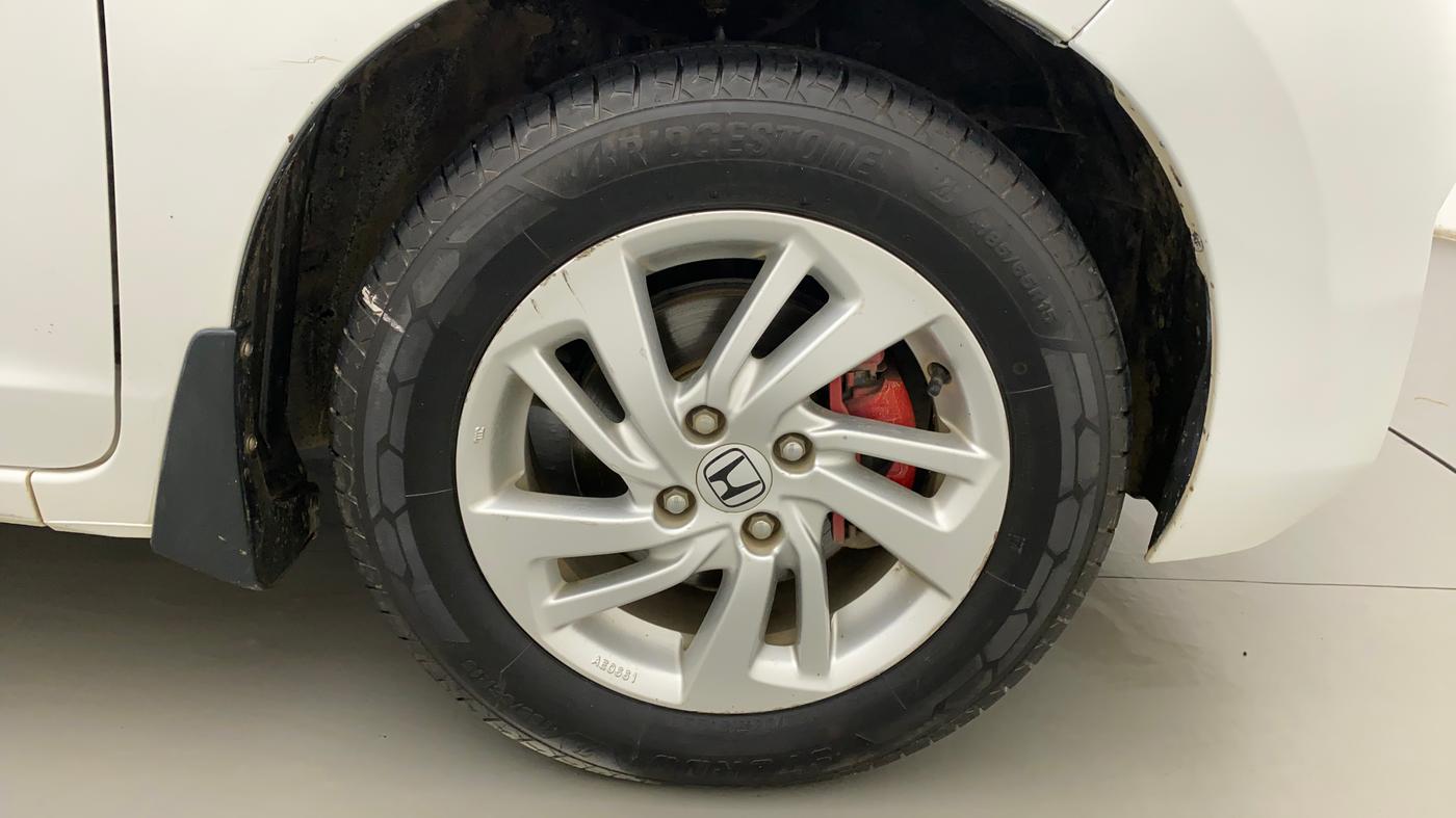 2017 Honda Jazz 1.2L I-VTEC V, Petrol, Manual, 35,228 km, Right Front Wheel