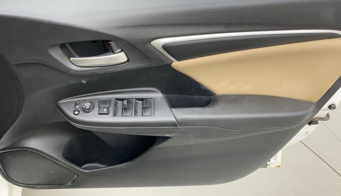 2017 Honda Jazz 1.2L I-VTEC V, Petrol, Manual, 35,228 km, Driver Side Door Panels Control