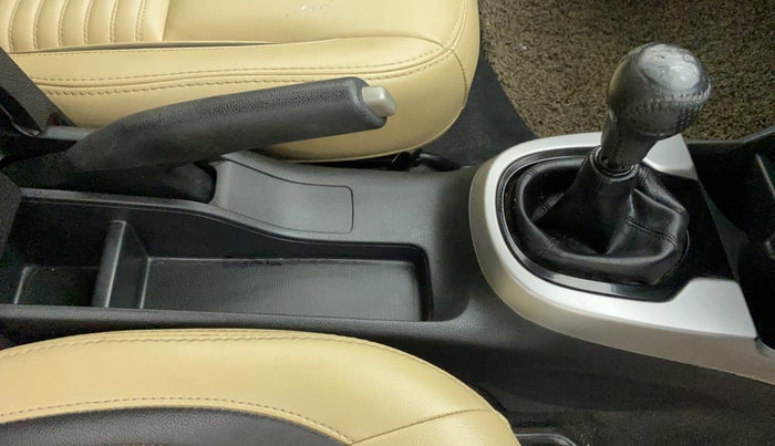 2017 Honda Jazz 1.2L I-VTEC V, Petrol, Manual, 35,228 km, Gear Lever