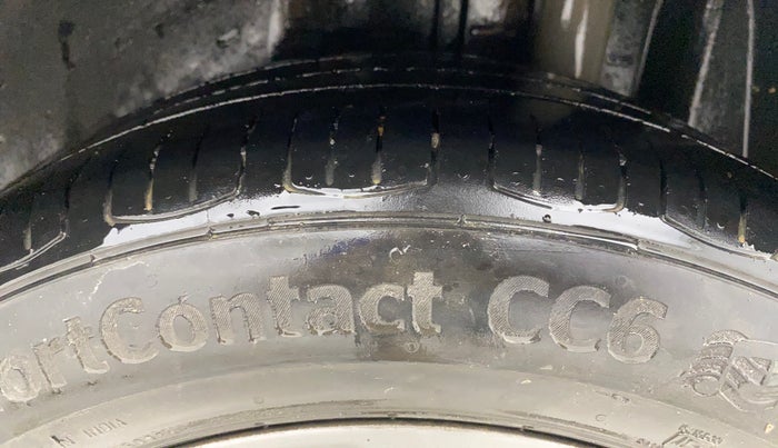 2018 Ford FREESTYLE TITANIUM 1.2 PETROL, CNG, Manual, 1,42,948 km, Left Rear Tyre Tread