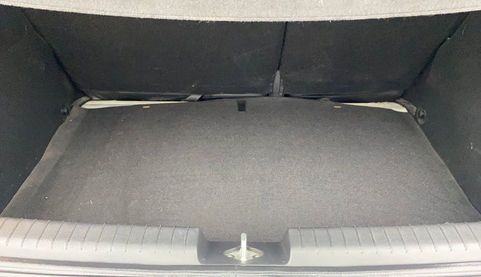 2015 Hyundai i20 Active 1.2 SX, Petrol, Manual, 43,073 km, Boot Inside