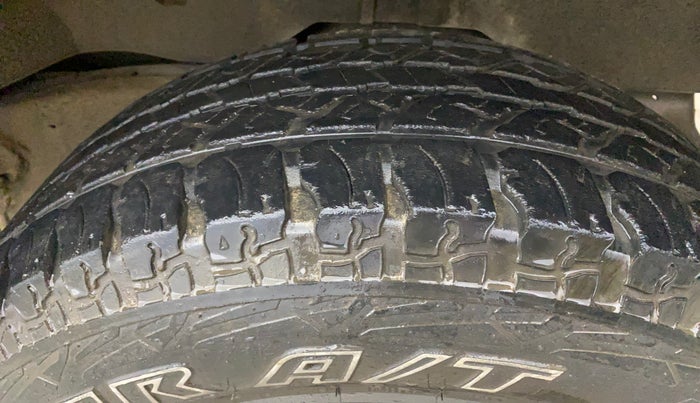 2021 Mahindra Thar LX PETROL HT 4WD AT, Petrol, Automatic, 32,630 km, Left Rear Tyre Tread