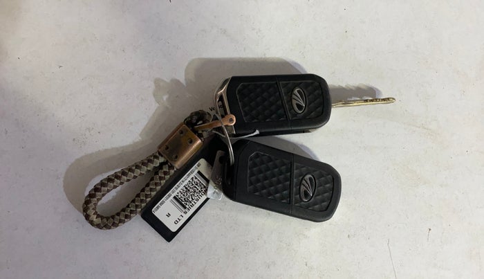 2021 Mahindra Thar LX PETROL HT 4WD AT, Petrol, Automatic, 32,630 km, Key Close Up