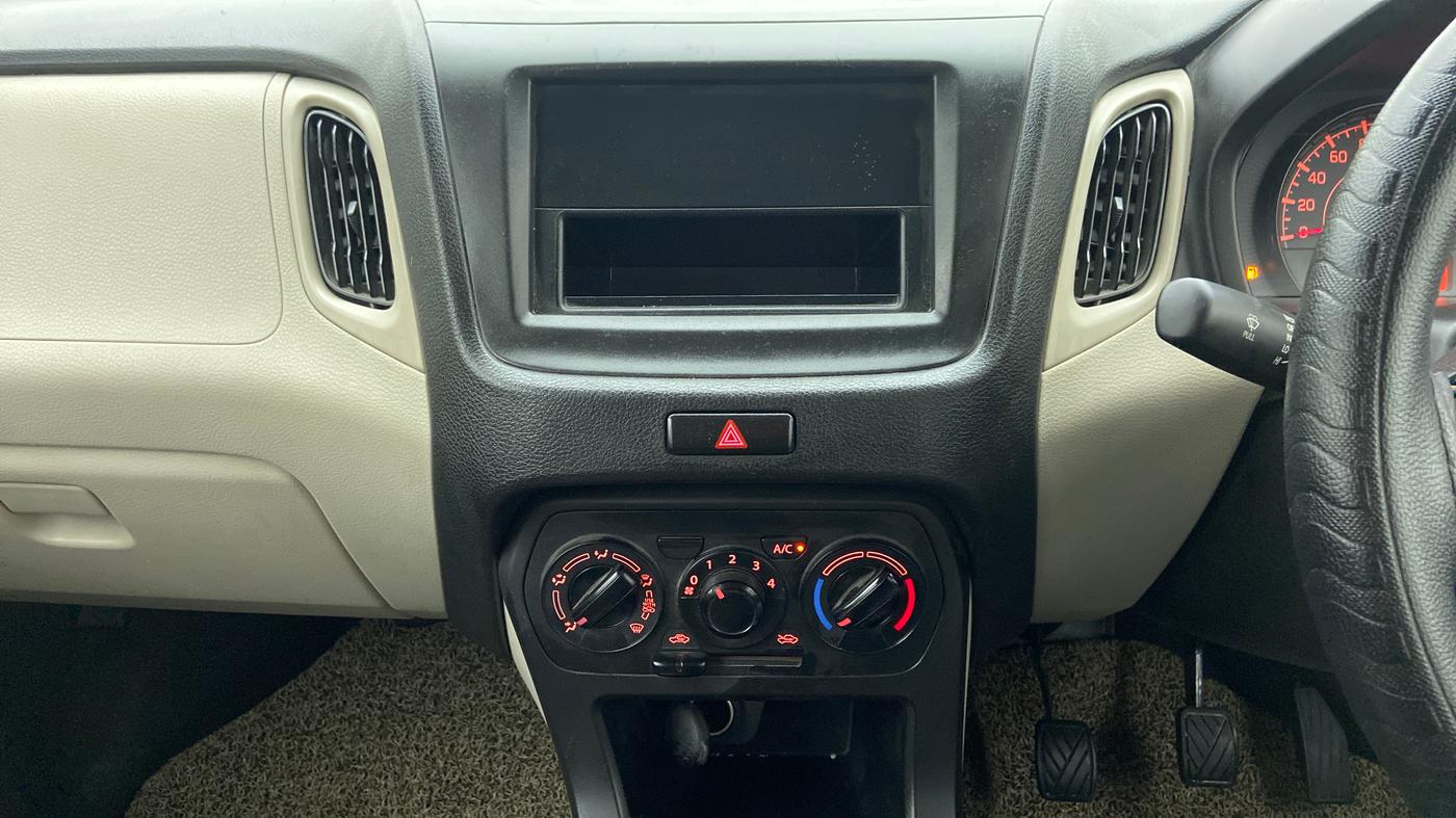 2021 Maruti New Wagon-R LXI CNG 1.0 L, CNG, Manual, 14,396 km, Air Conditioner