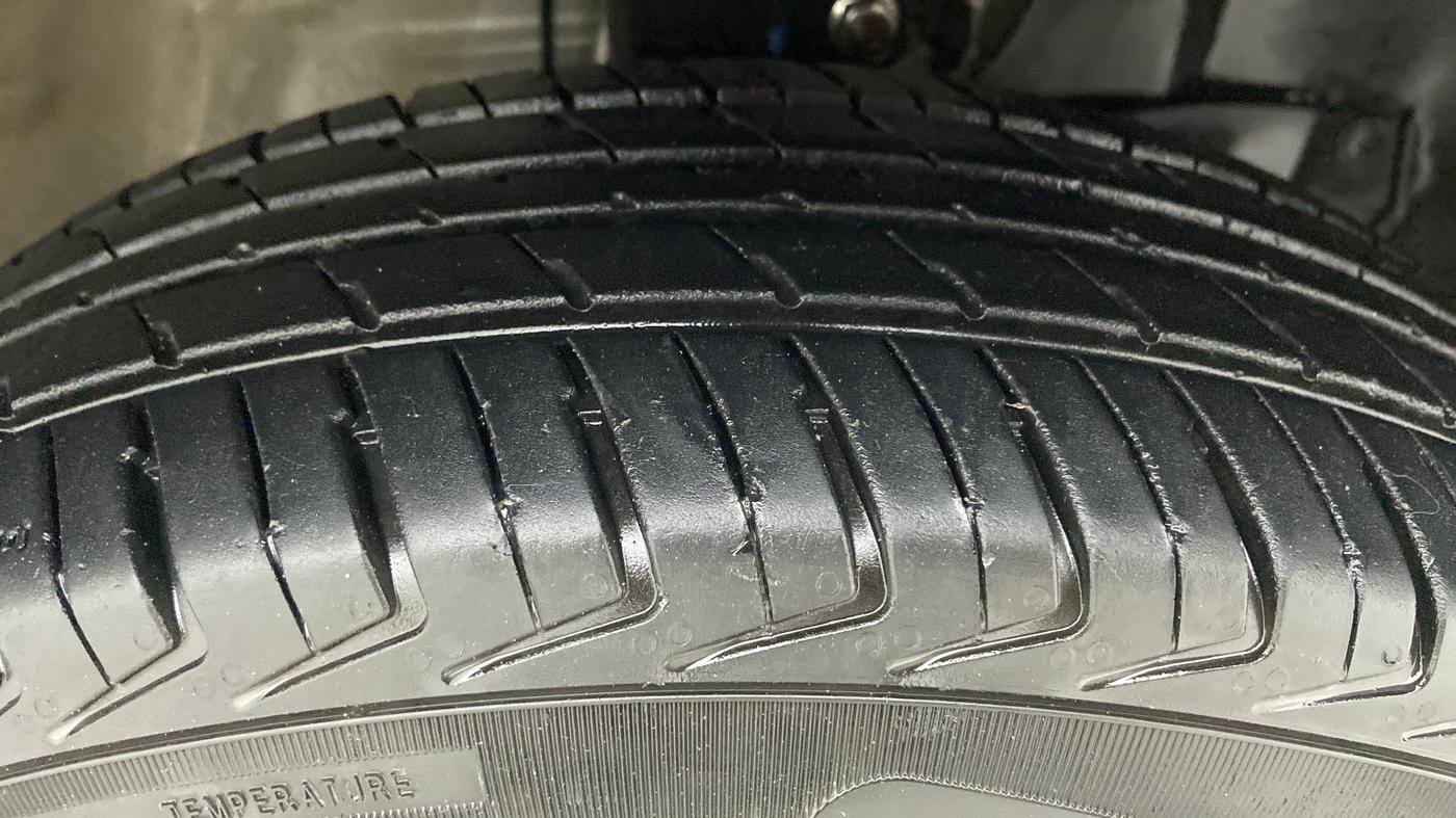 2021 Maruti New Wagon-R LXI CNG 1.0 L, CNG, Manual, 14,396 km, Right Front Tyre Tread