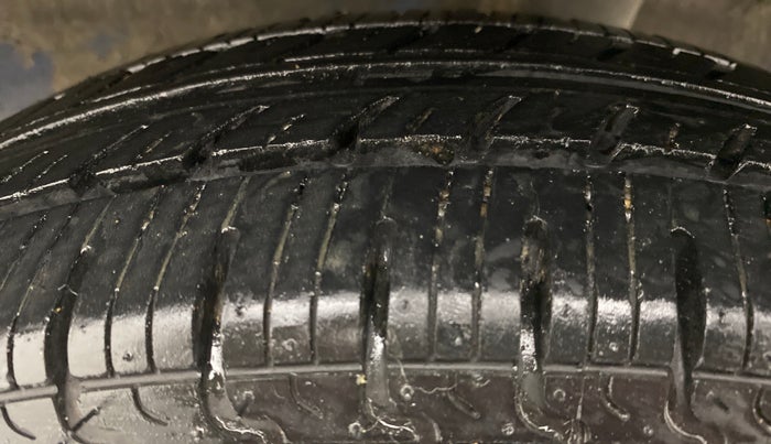 2019 Renault Kwid 1.0 CLIMBER OPT, Petrol, Manual, 15,966 km, Right Rear Tyre Tread