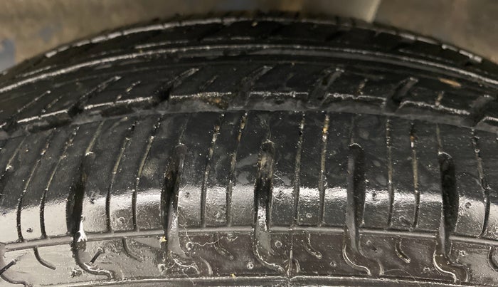 2019 Renault Kwid 1.0 CLIMBER OPT, Petrol, Manual, 15,966 km, Left Rear Tyre Tread