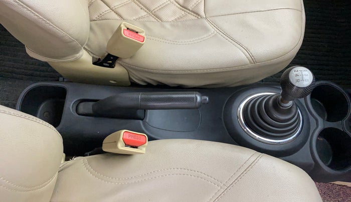 2016 Honda Amaze 1.2L I-VTEC S, Petrol, Manual, 62,431 km, Gear Lever