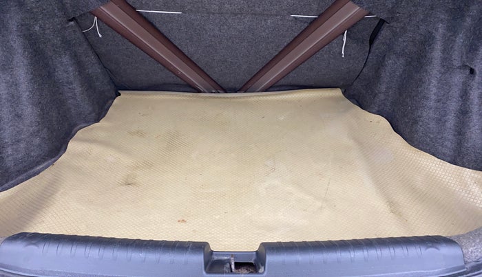 2016 Honda Amaze 1.2L I-VTEC S, Petrol, Manual, 62,431 km, Boot Inside